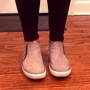 Ecco Slip on Sneakers